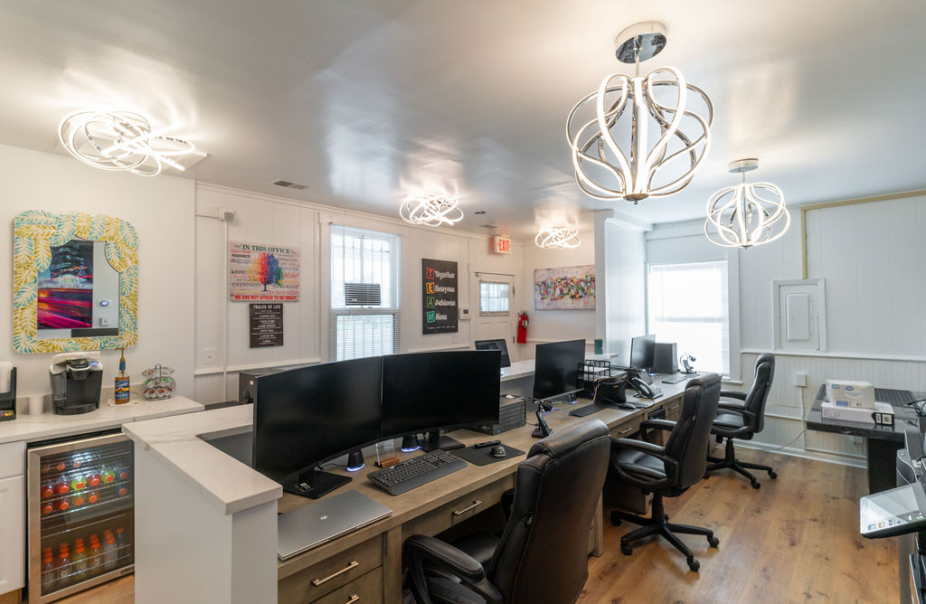 Customer lobby and design desks inside Hilson Ink, Cheltenham, MD — Upload & Order